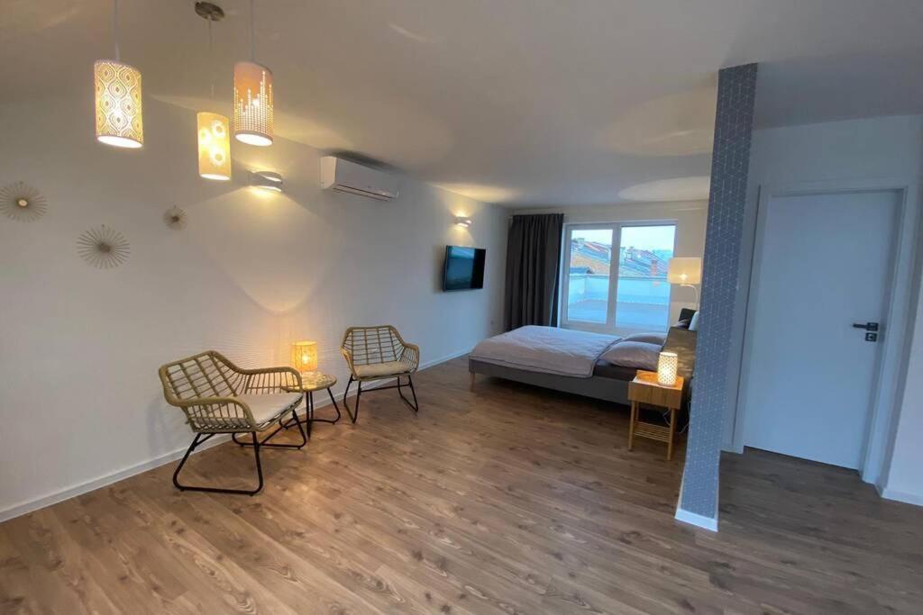 Apartman Pod Vezou 1 Banska Bystrica Bagian luar foto